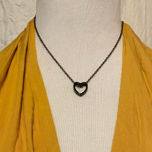 Hollow Heart, Trendy Black Coated Metal Necklace - Picture 7 of 15